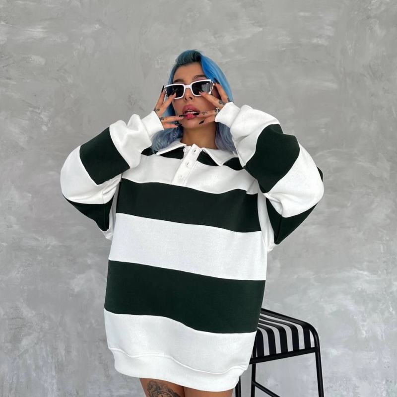 Üç İplik Parçalı Yakalı SweatShirt - Yeşil