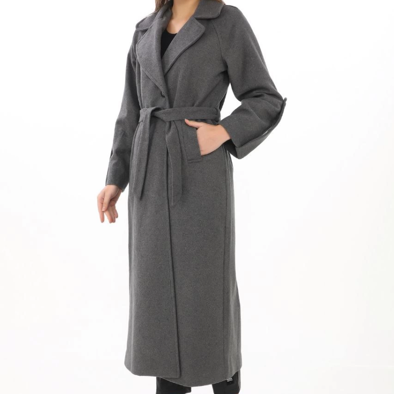 Uzun Kaşe Kaban – Yünlü Dokuma Kaşmir Kumaş, Kruvaze Yaka, Kuşaklı Astarlı Tesettür Uyumlu Şık Kışlık Siyah Model - Füme