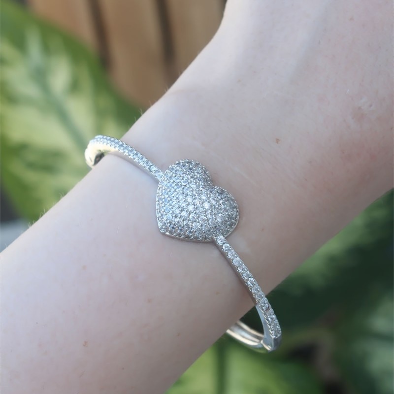 Vip Seri Pirinç Zirkon Taşlı Gümüş Renk Kalp Model Kelepçe