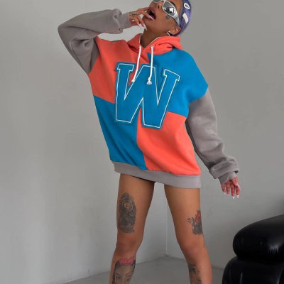 W Nakış İşlemeli Kapüşonlu Sweatshirt - Mavi