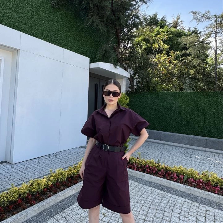 Yakalı Gömlek Kemerli Şortlu Takım - Bordo -