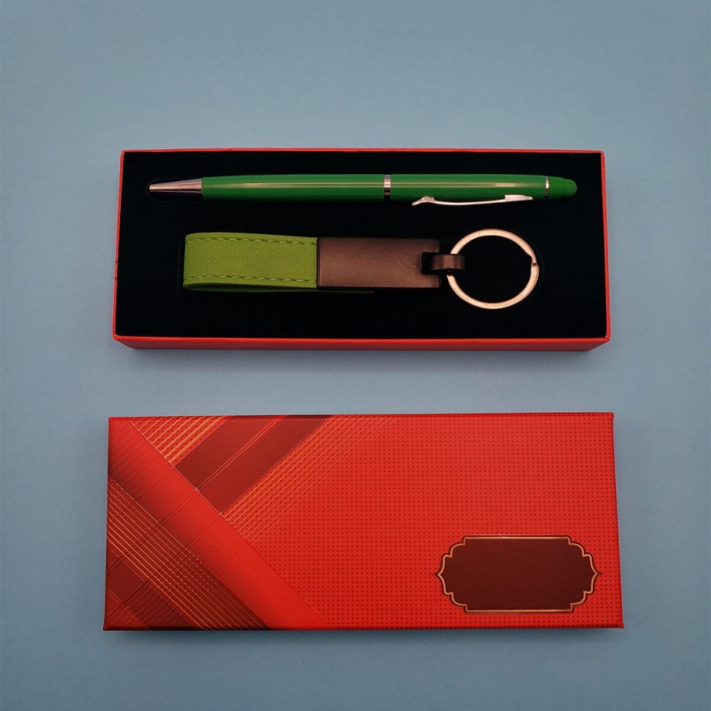 Yeşil Kalem ve Anahtarlık Seti 