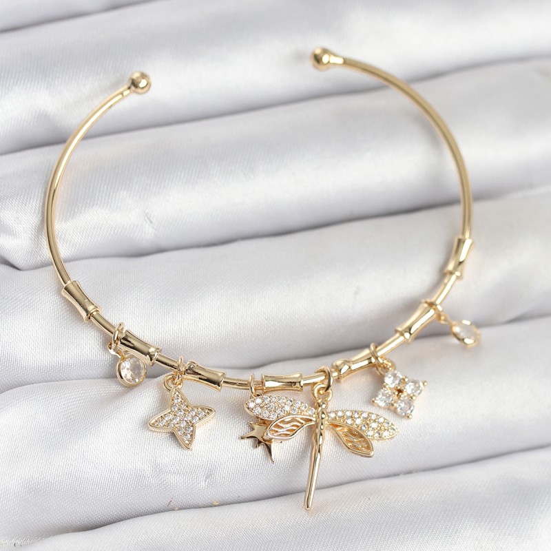 Yusufçuk Charmlı Gold Renk Pirinç Kadın Bileklik