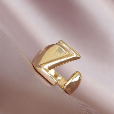 Z Harfli Altın Renk Ayarlamalı Metal Kadın Yüzük