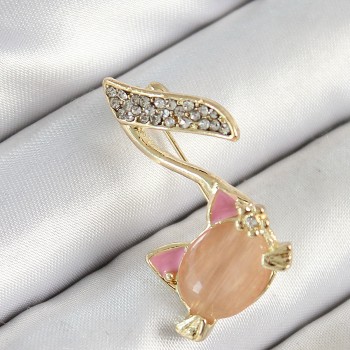 Zirkon Taşlı 3D Kedi Detaylı Nota Figürlü Gold Renk Kadın Broş