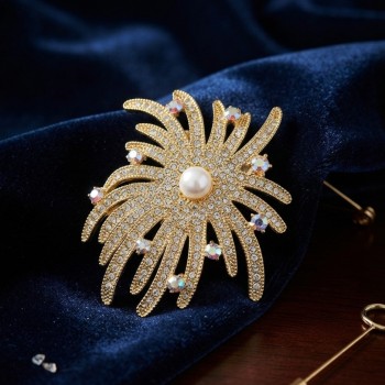 Zirkon Taşlı Gold Renk İnci Detaylı Broş