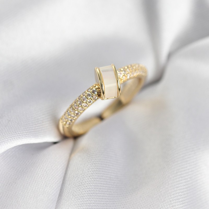 Zirkon Taşlı Sedefli Gold Renk Kadın Yüzük